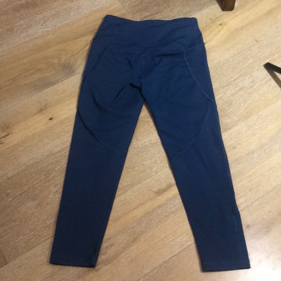 Victoria’s Secret knockout scalloped leggings - Picture 8 of 8